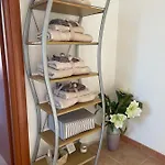 Lotty A 5 Minuti A Piedi Dal Mare Holiday home Torre delle Stelle