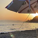 Lotty A 5 Minuti A Piedi Dal Mare Holiday home Torre delle Stelle