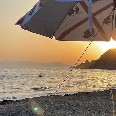 Lotty A 5 Minuti A Piedi Dal Mare Дом отдыха Торре-делле-Стелле