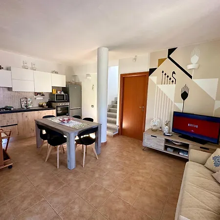 Holiday home Lotty A 5 Minuti A Piedi Dal Mare